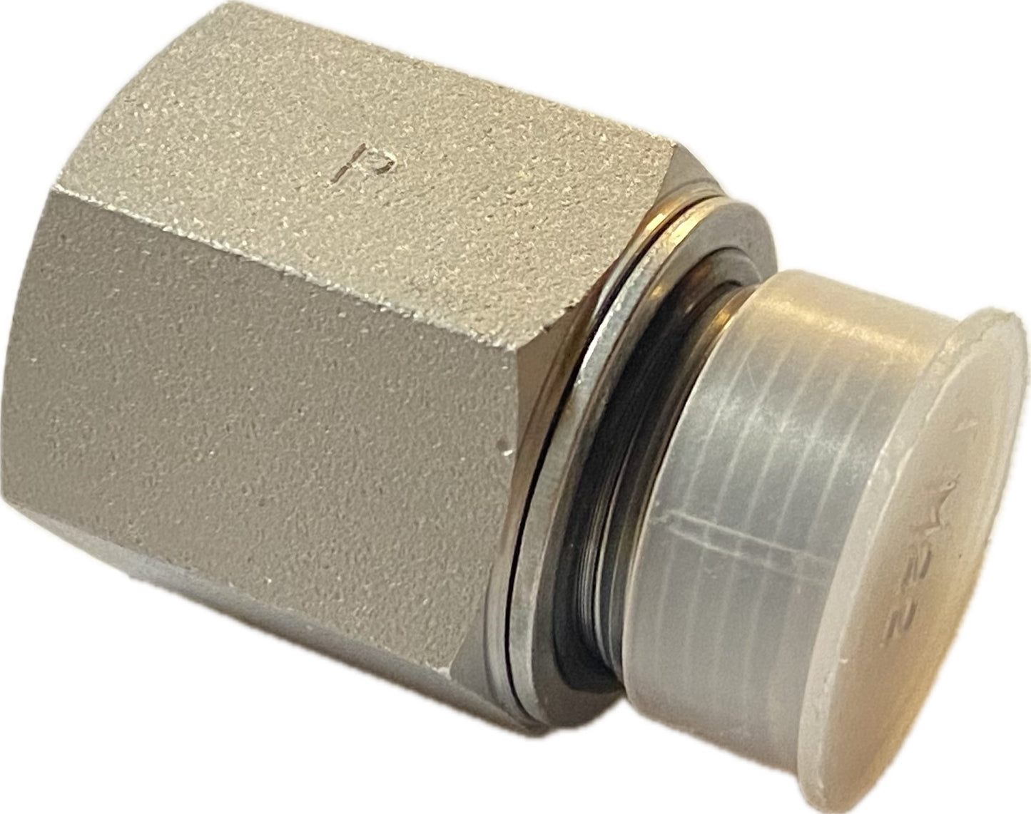 Air Reserve Tank Adapter. Metric ORR - Female Pipe. (Part No. M22-1/2F80HGS)